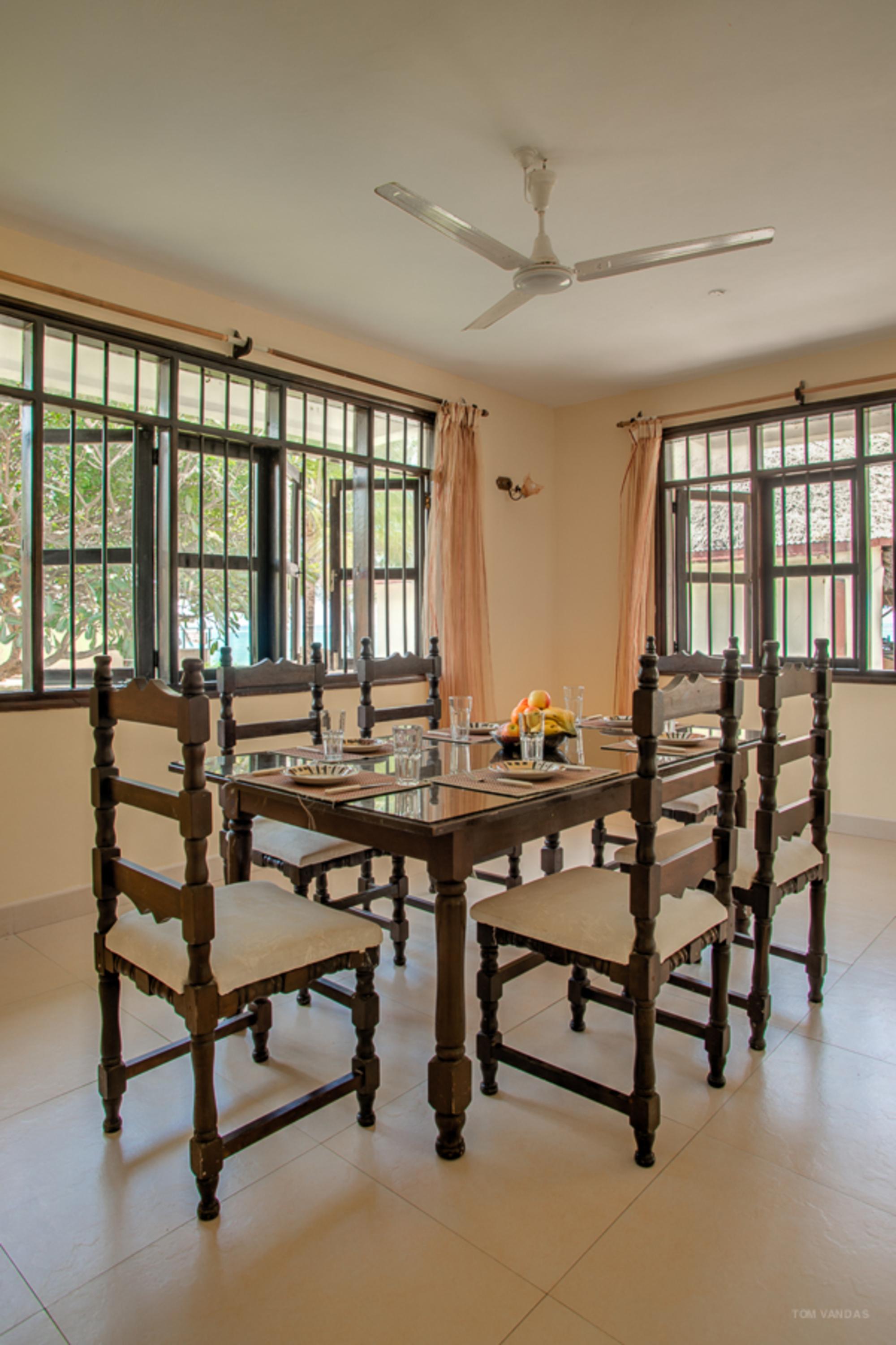 Bahari Dhow Beach Villas Diani Beach Exterior foto