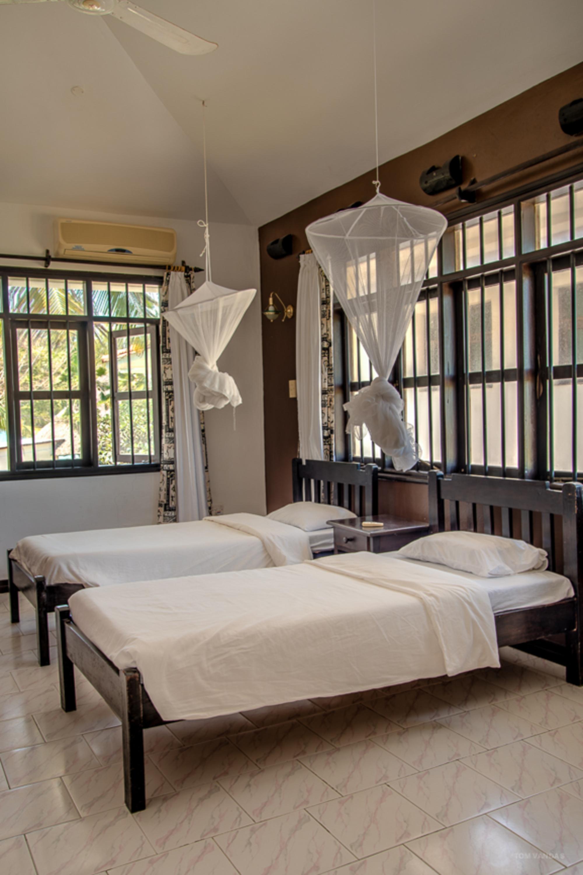 Bahari Dhow Beach Villas Diani Beach Exterior foto